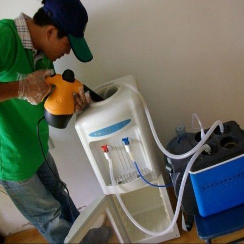 飲水機清洗加盟與設(shè)備代理 在家政服務(wù)藍(lán)海市場掘金